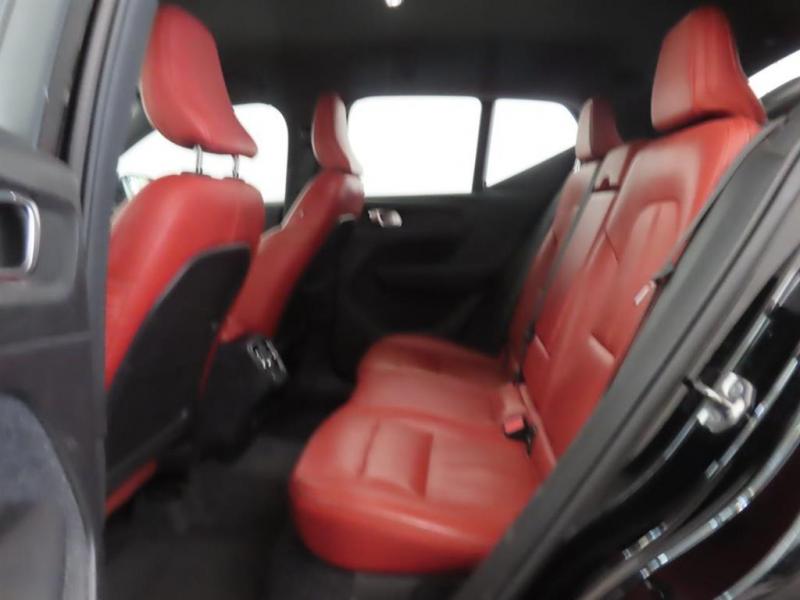 Volvo - XC40 - pic4