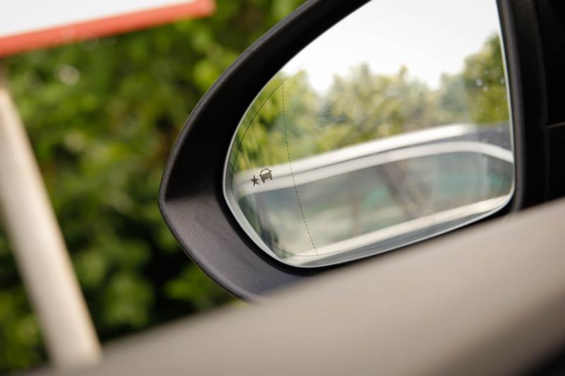 Opel - Insignia - pic28