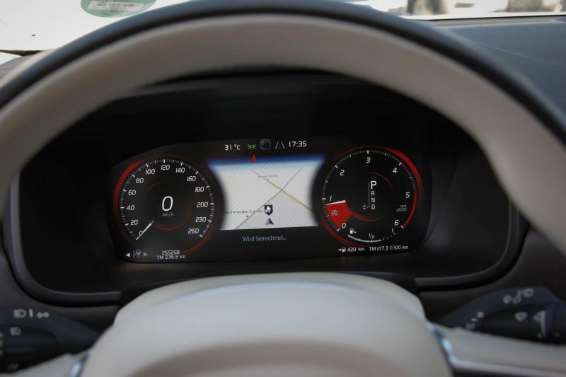 Volvo - V90 Cross Country - pic35