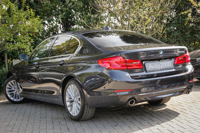 BMW - 530e - pic5