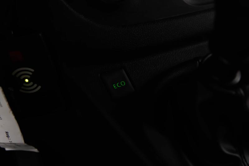 Renault - Trafic - pic11