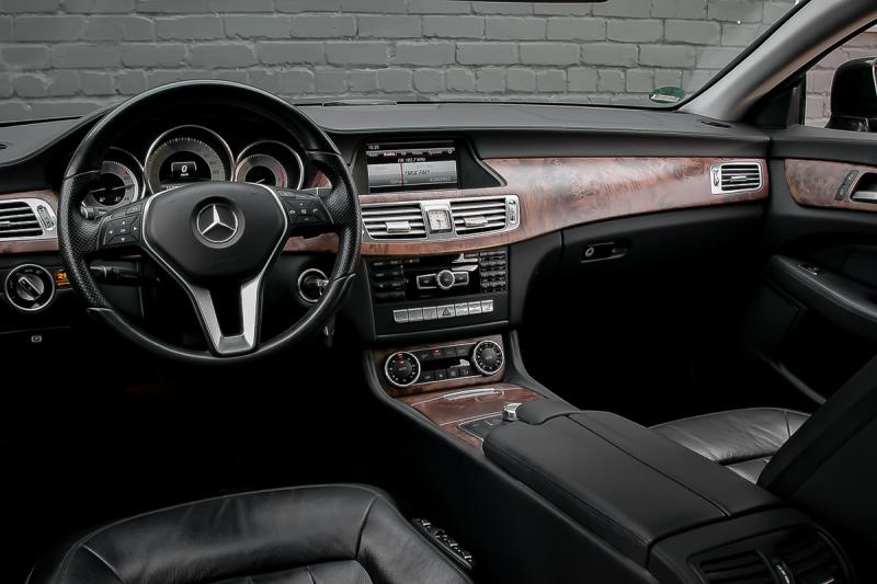 Mercedes - CLS350 - pic12