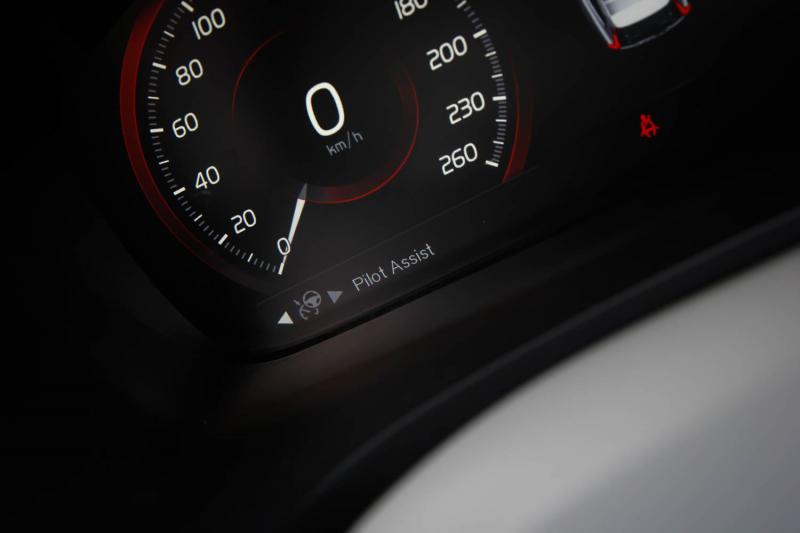 Volvo - V90 Cross Country - pic34