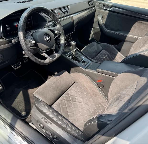 Skoda - Skoda Superb 1.4 Plug-in Hybrid Sportline iV - pic4