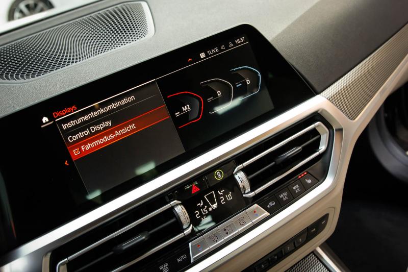BMW - 320 - pic24