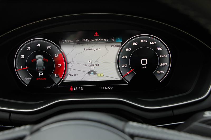 Audi - A4 - pic29