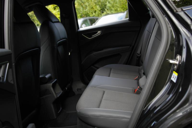 Audi - Q4 - pic14