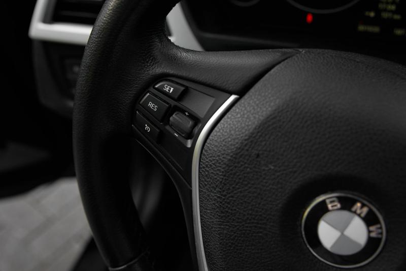 BMW - 320 - pic16