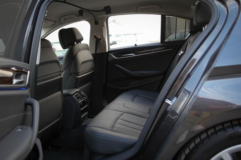BMW - 530e - pic12