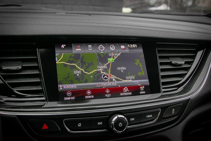Opel - Insignia - pic28
