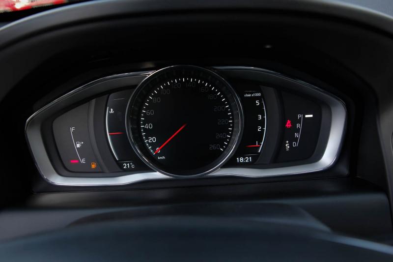 Volvo - XC60 - pic38