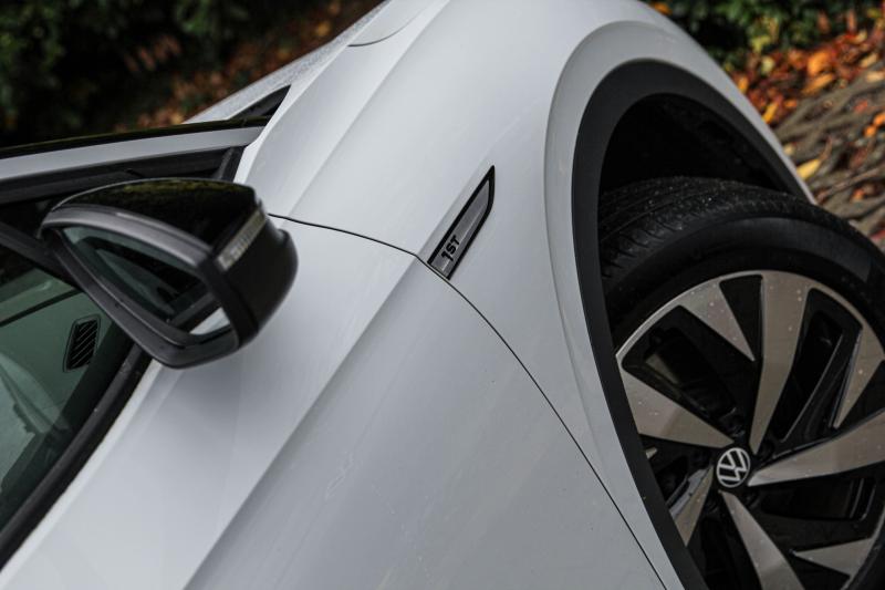 Volkswagen - ID4 - pic8