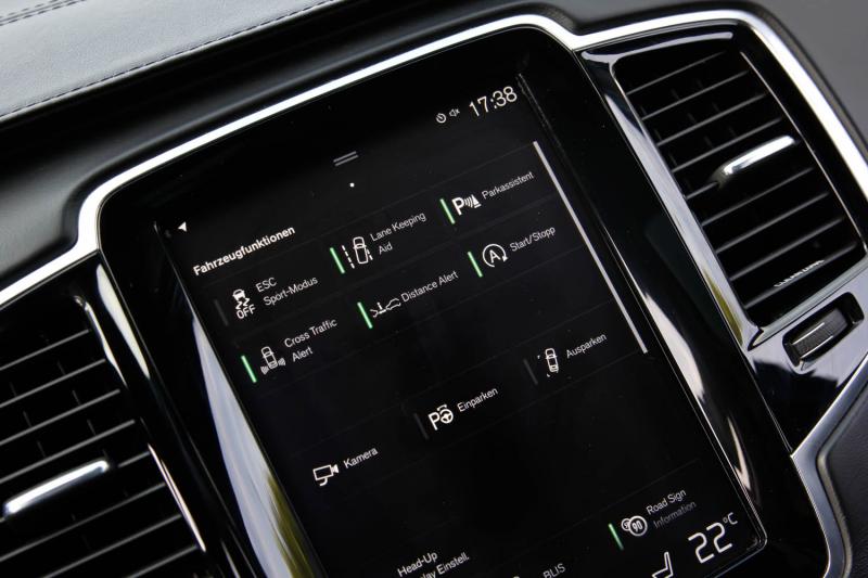 Volvo - XC90 - pic38