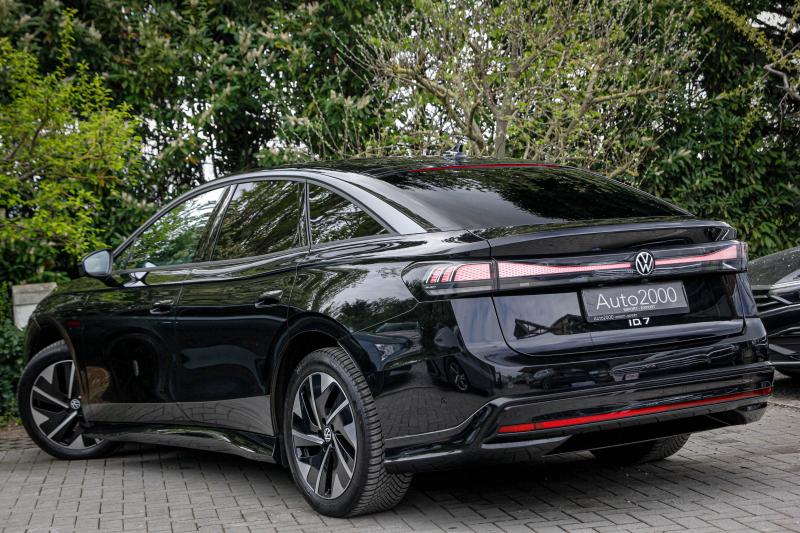 Volkswagen - ID7 - pic4