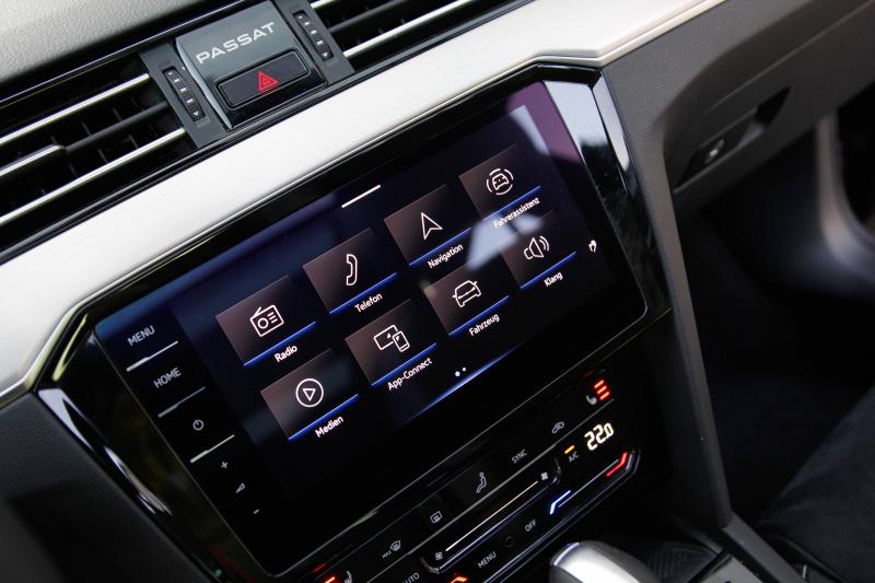 Volkswagen - Passat - pic15