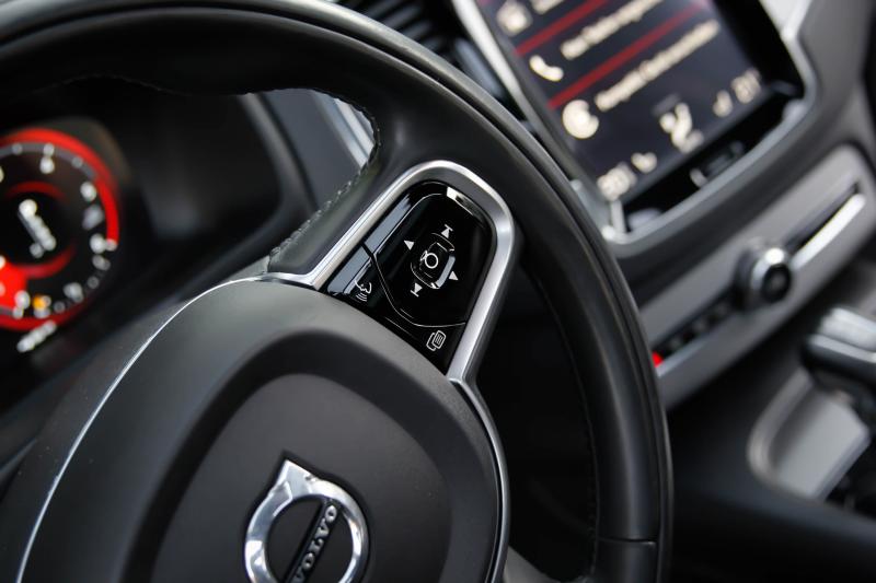 Volvo - XC90 - pic22