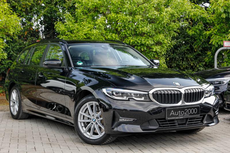 BMW - 330e - pic3