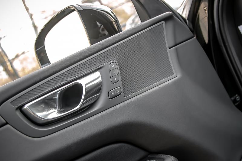 Volvo - XC60 - pic45