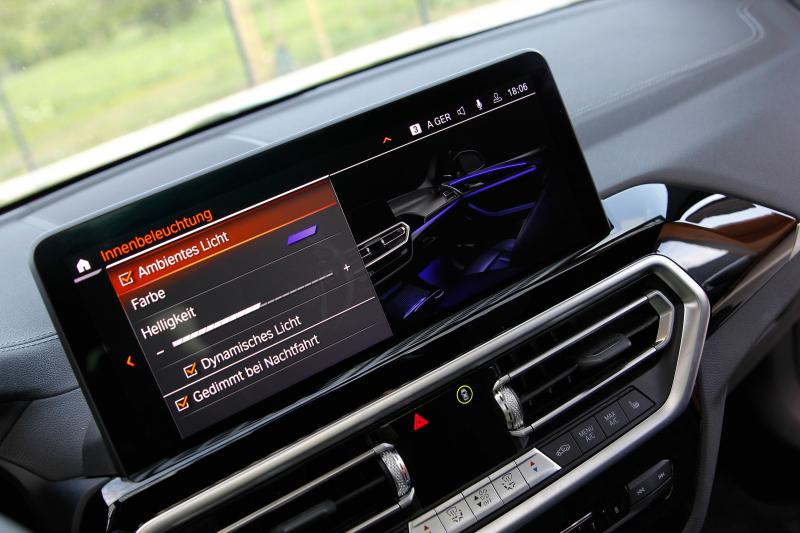 BMW - IX3 - pic37