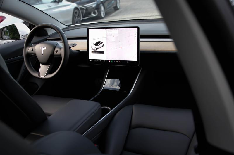 Tesla - Model3 - pic9