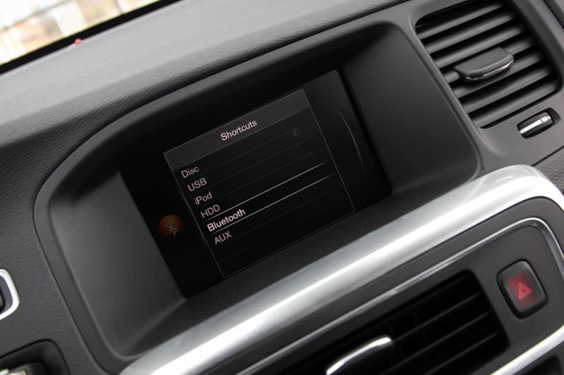 Volvo - S60 - pic25