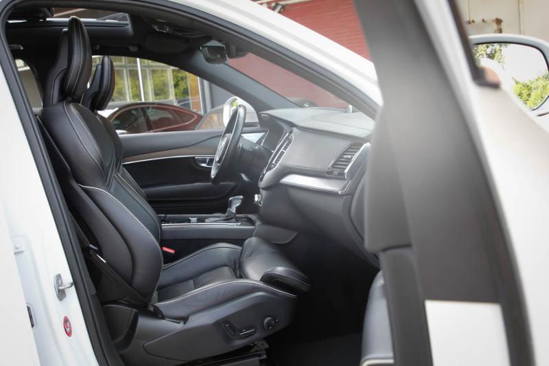 Volvo - XC90 - pic13