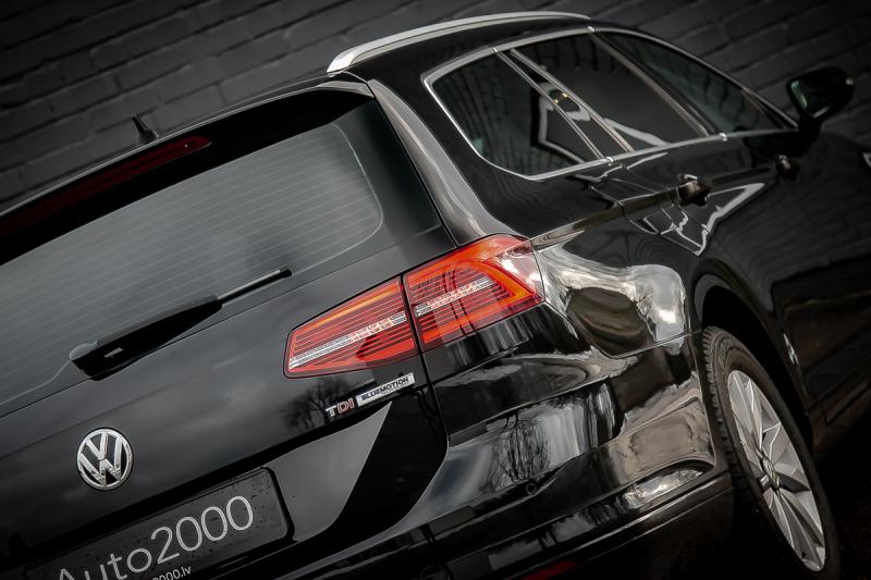 Volkswagen - Passat - pic4
