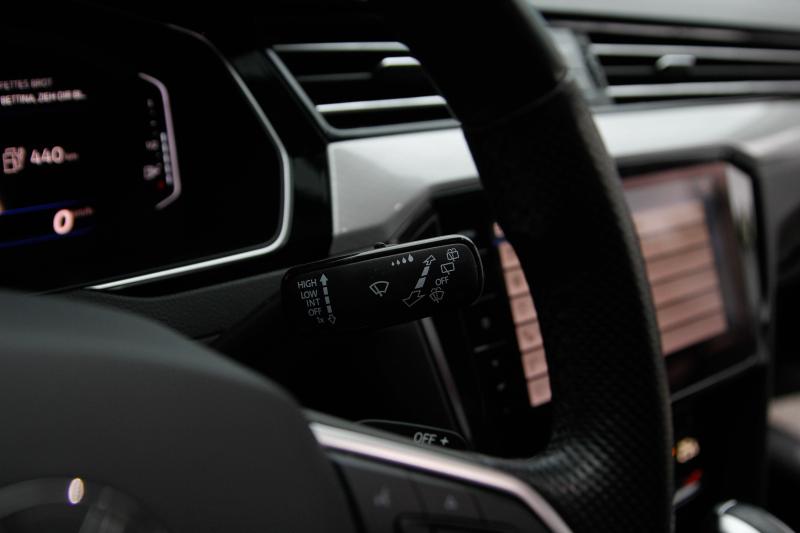 Volkswagen - Passat - pic31
