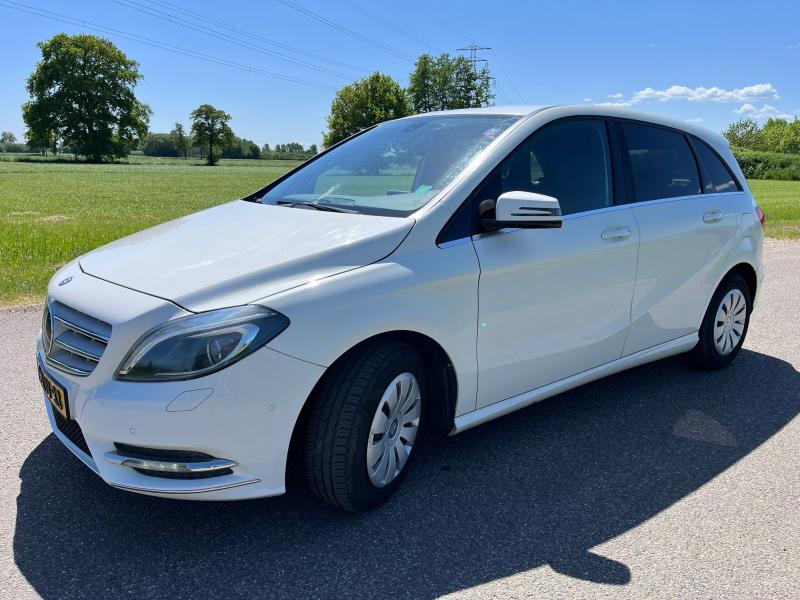 Mercedes B180