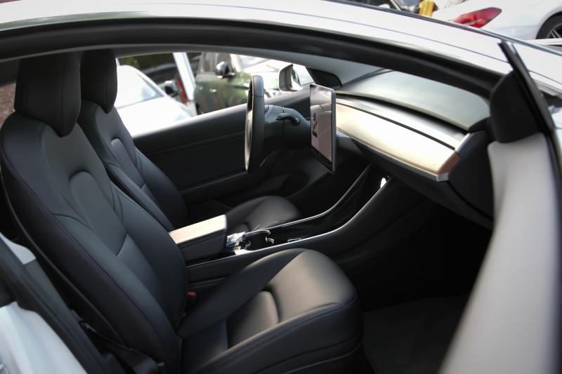 Tesla - Model3 - pic8