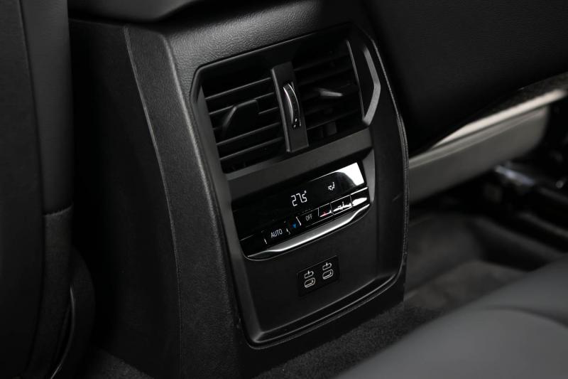 BMW - 320 - pic48