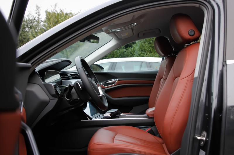 Audi - E-tron - pic11