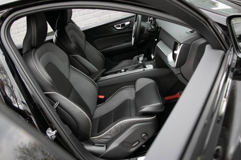 Volvo - S60 - pic45