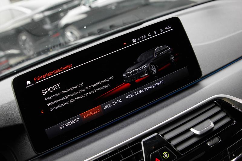 BMW - 530e - pic30