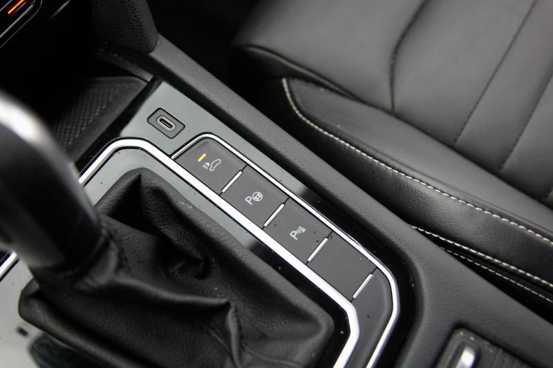 Volkswagen - Passat - pic41