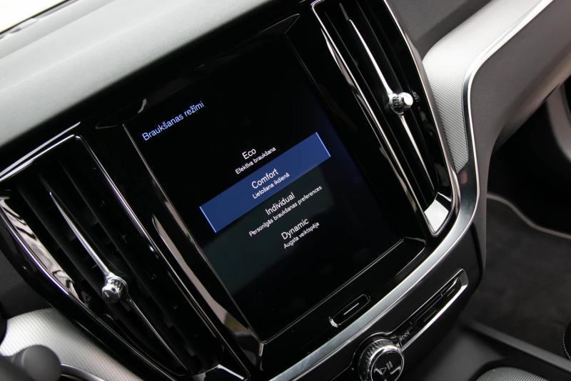 Volvo - S60 - pic19