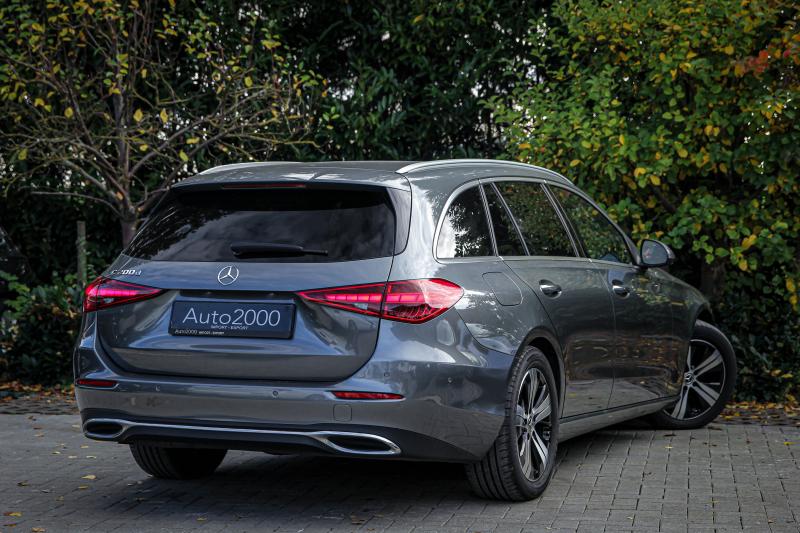 Mercedes - C200 - pic6