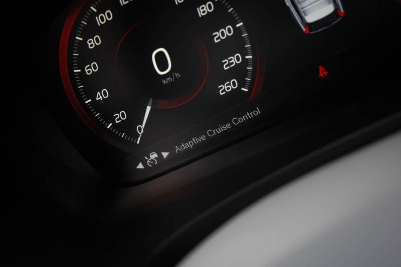 Volvo - V90 Cross Country - pic33
