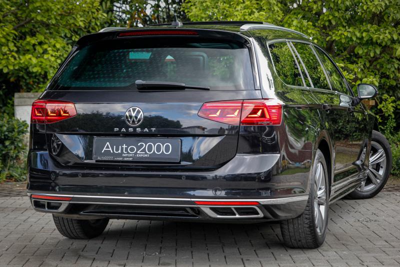 Volkswagen - Passat - pic6
