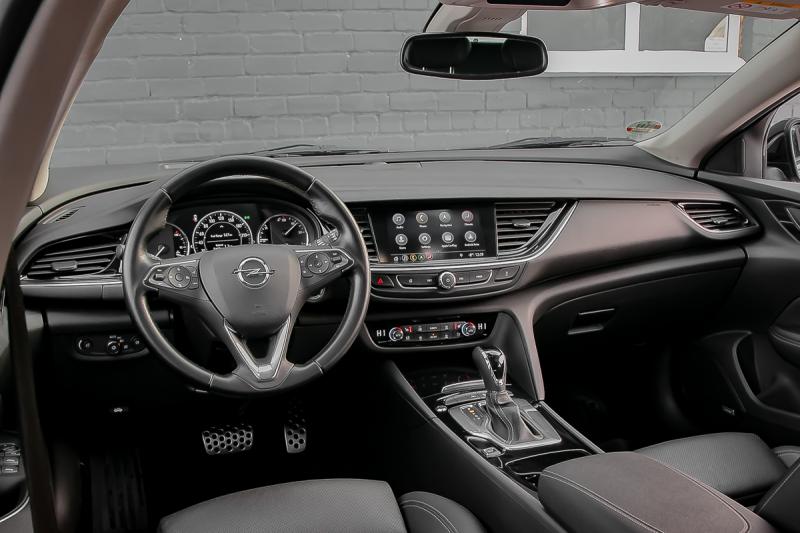 Opel - Insignia - pic12