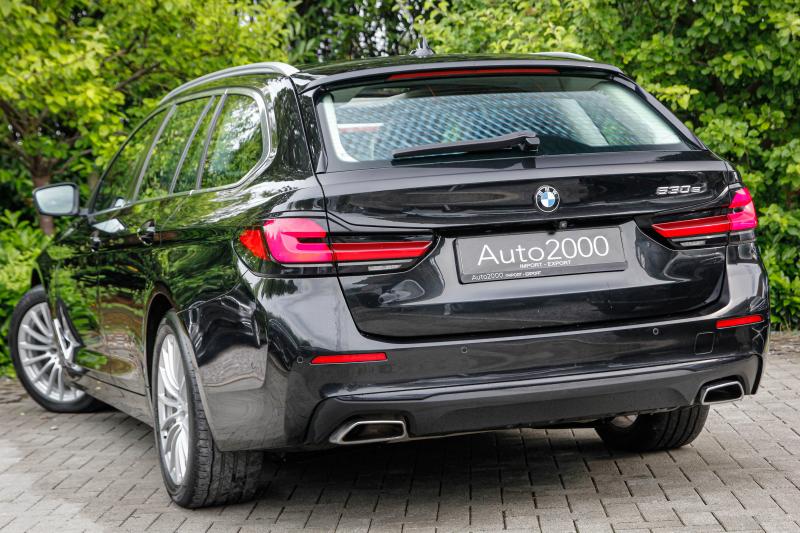 BMW - 530e - pic7