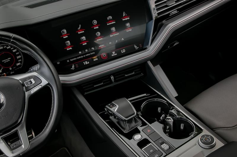 Volkswagen - Touareg - pic60