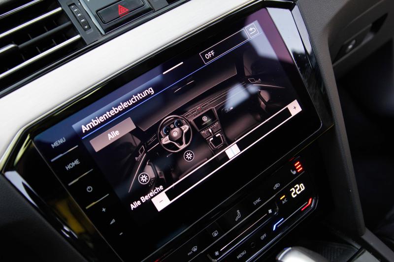 Volkswagen - Passat - pic21