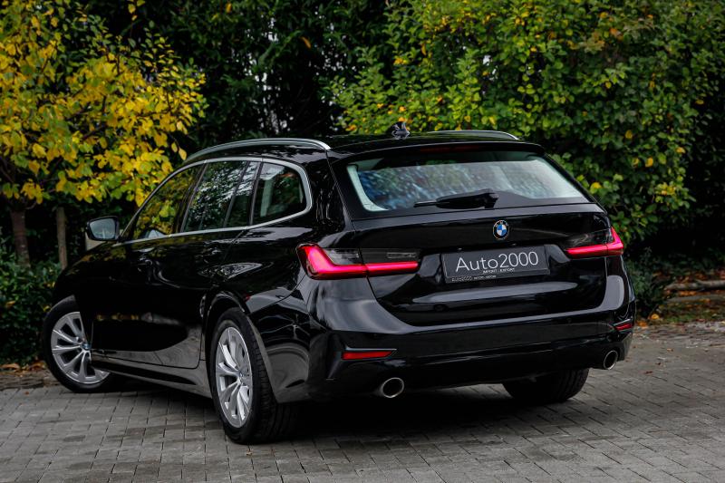 BMW - 320 - pic5
