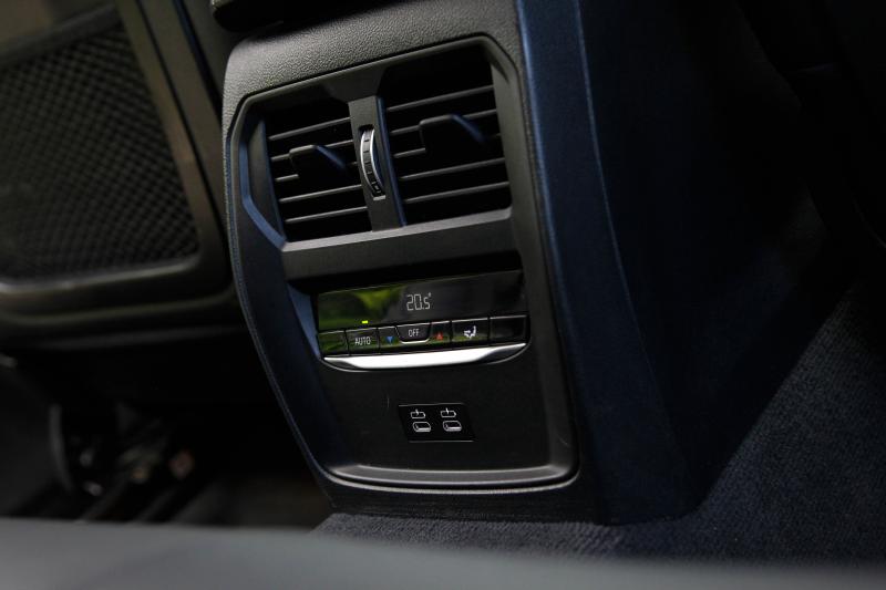 BMW - 320 - pic36