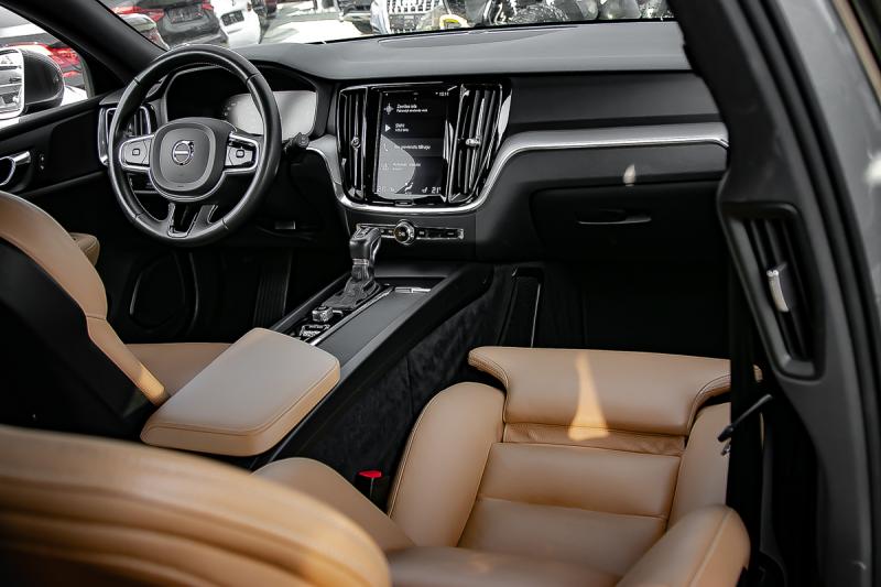 Volvo - V60 - pic9