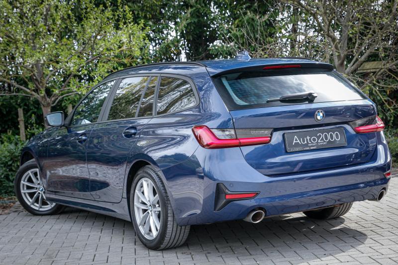BMW - 320 - pic7