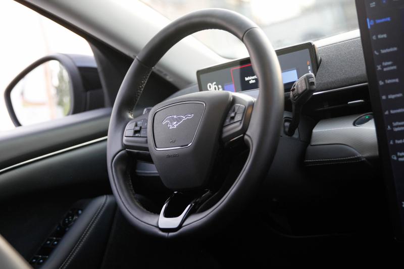 Ford - Mustang - pic27