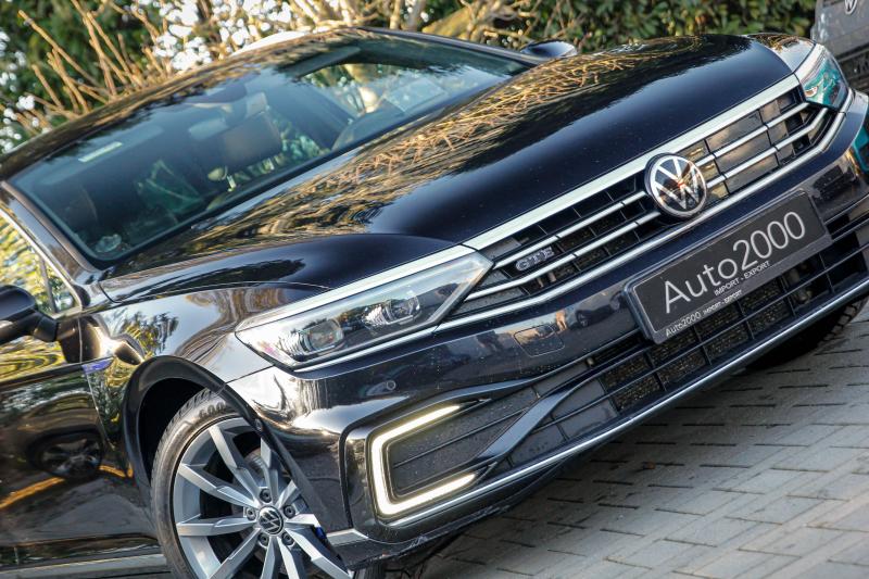 Volkswagen - Passat - pic7