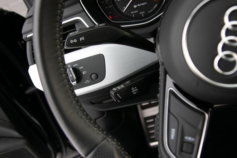 Audi - A4 - pic14